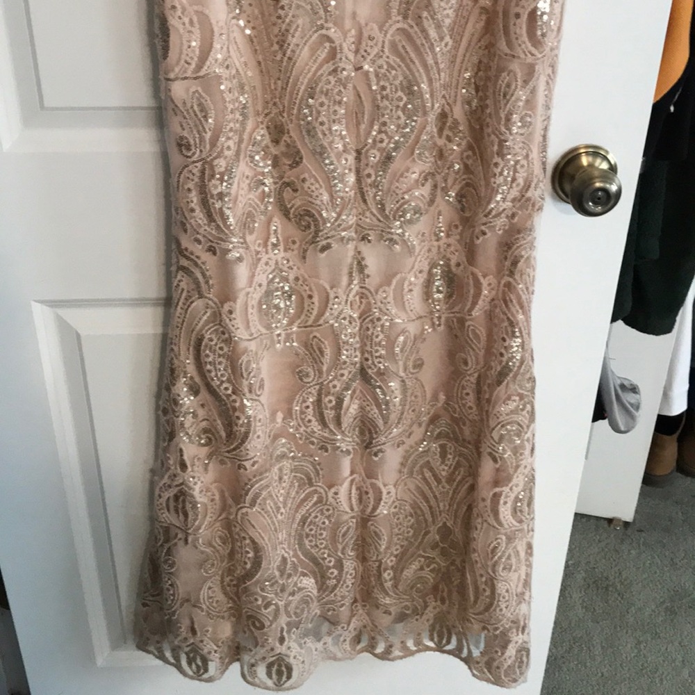 Neutral colored never worn sequined gown - Picture 3 of 3